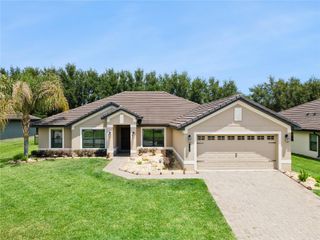 447 LAKE VISTA DRIVE, Auburndale, FL 33823