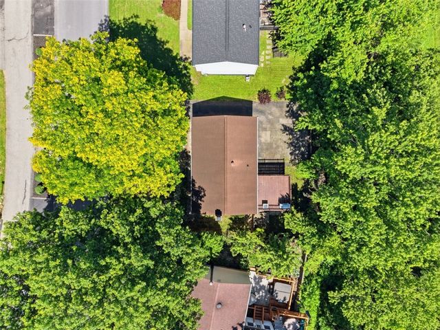 138 Hunting Creek Road, North Strabane, PA 15317