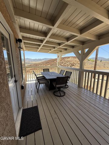 42803 Limeridge Drive, Lake Hughes, CA 93532