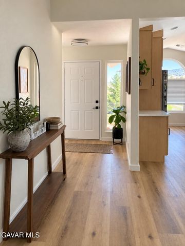 42803 Limeridge Drive, Lake Hughes, CA 93532