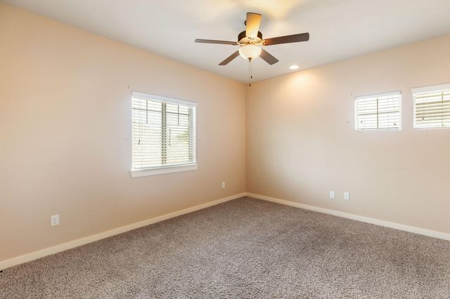 2136 Rockcliffe Loop, College Station, TX 77845