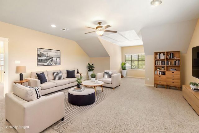 2136 Rockcliffe Loop, College Station, TX 77845