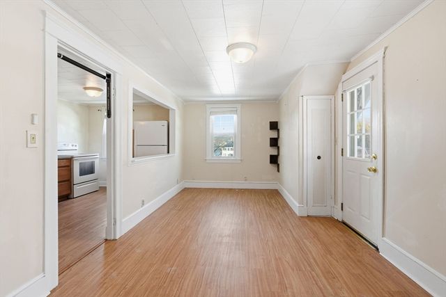 143 Commonwealth Ave, Worcester, MA 01604