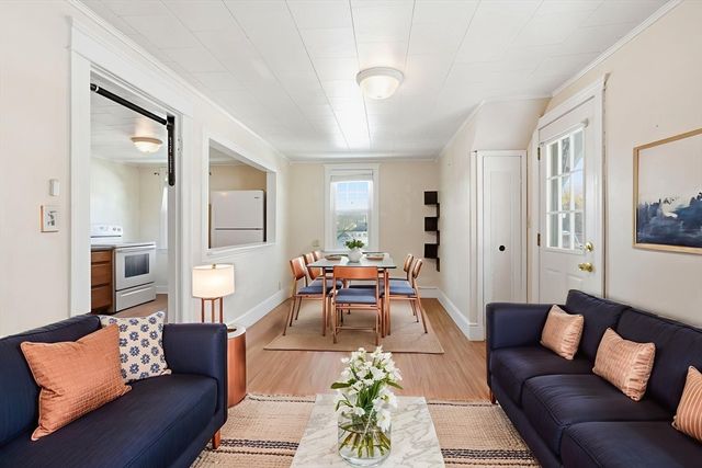 143 Commonwealth Ave, Worcester, MA 01604