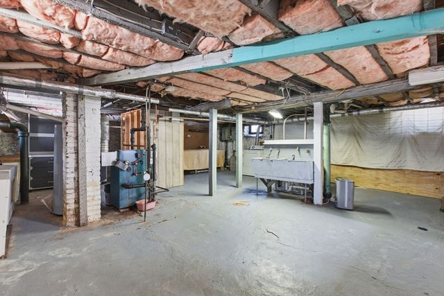 143 Commonwealth Ave, Worcester, MA 01604