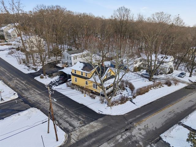 143 Commonwealth Ave, Worcester, MA 01604