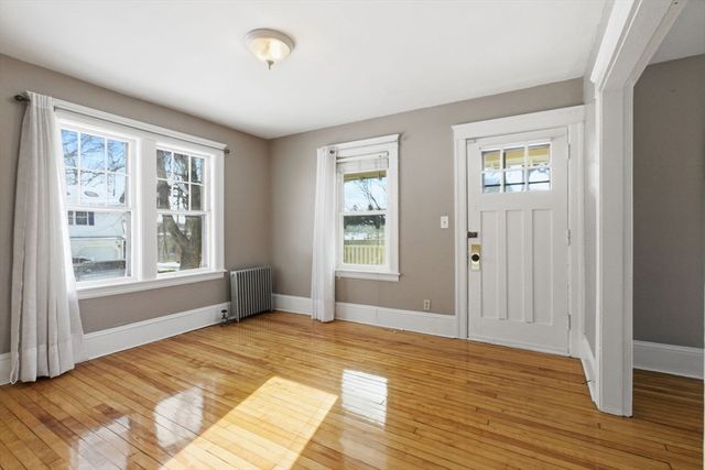 143 Commonwealth Ave, Worcester, MA 01604