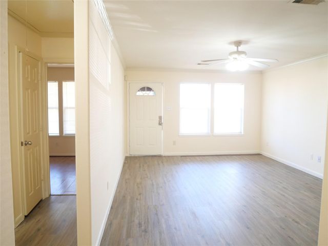 11802 Greenshire Drive, Houston, TX 77048