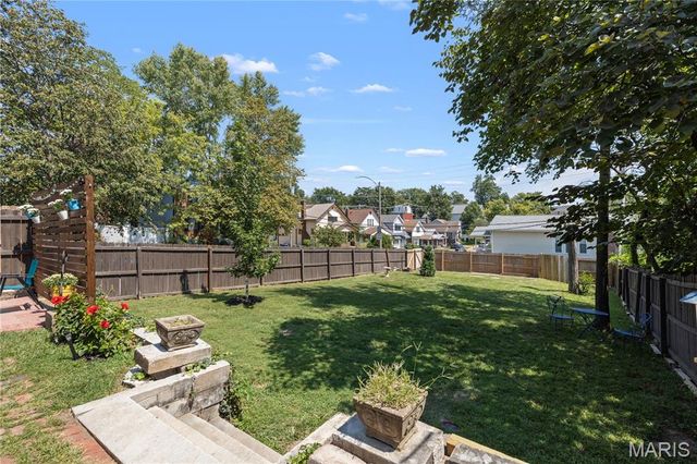 1200 McCausland Avenue, St Louis, MO 63117