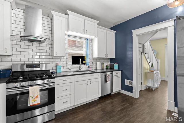 1200 McCausland Avenue, St Louis, MO 63117