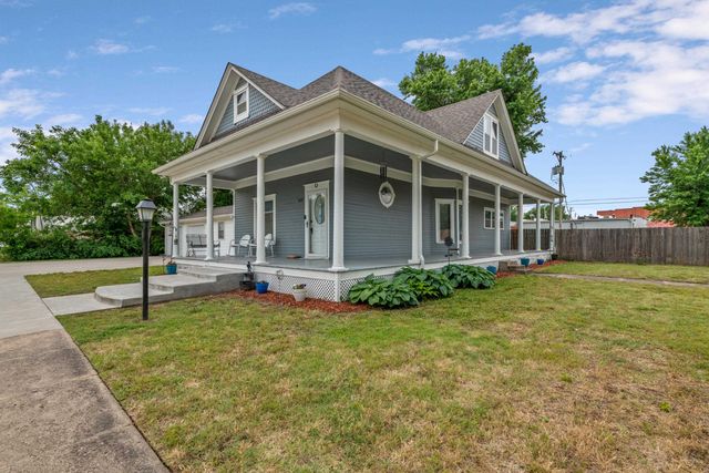 423 N Main St, Belle Plaine, KS 67013