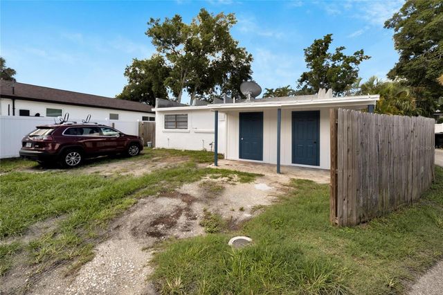 3651 HAINES ROAD N, St Petersburg, FL 33704