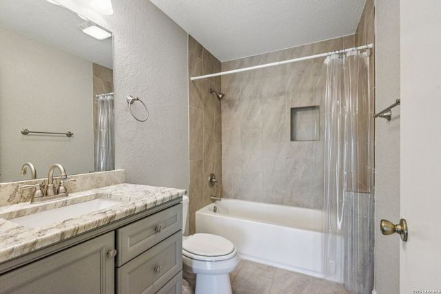 11815 Vance Jackson Rd Apt 606, San Antonio, TX 78230