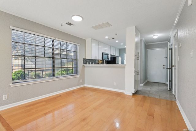 11815 Vance Jackson Rd Apt 606, San Antonio, TX 78230