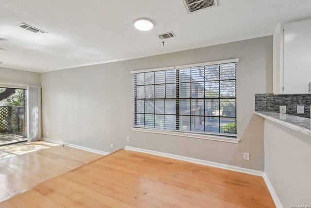 11815 Vance Jackson Rd Apt 606, San Antonio, TX 78230