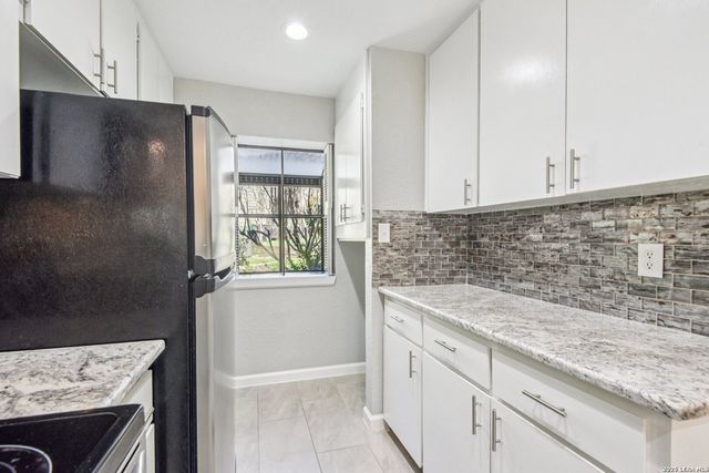 11815 Vance Jackson Rd Apt 606, San Antonio, TX 78230