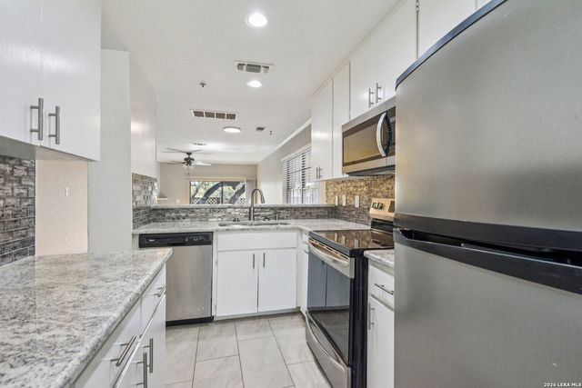 11815 Vance Jackson Rd Apt 606, San Antonio, TX 78230