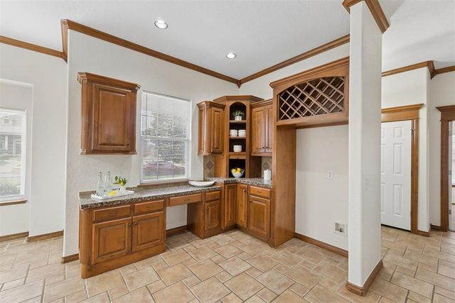 305 E Richmond Terrace, Mustang, OK 73064