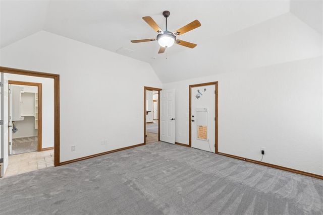 305 E Richmond Terrace, Mustang, OK 73064