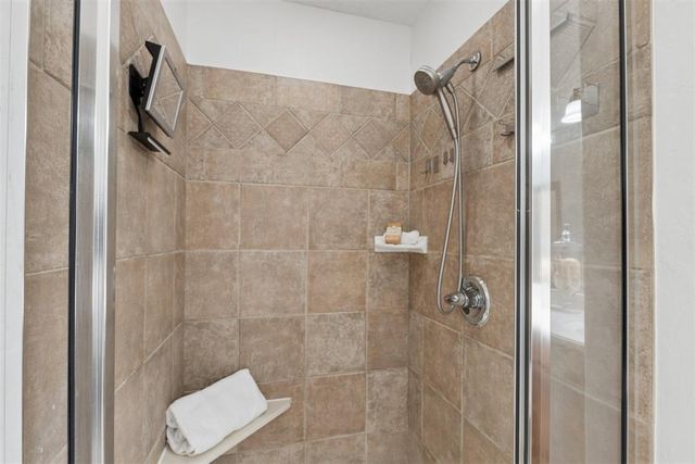 305 E Richmond Terrace, Mustang, OK 73064