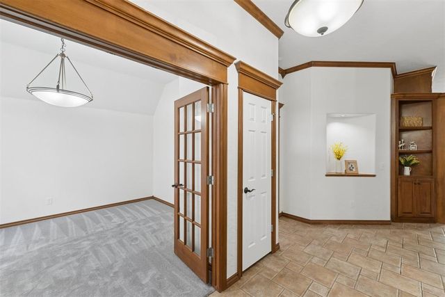 305 E Richmond Terrace, Mustang, OK 73064