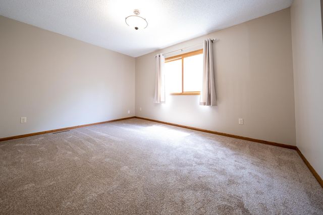 2048 128th Lane NW, Coon Rapids, MN 55448
