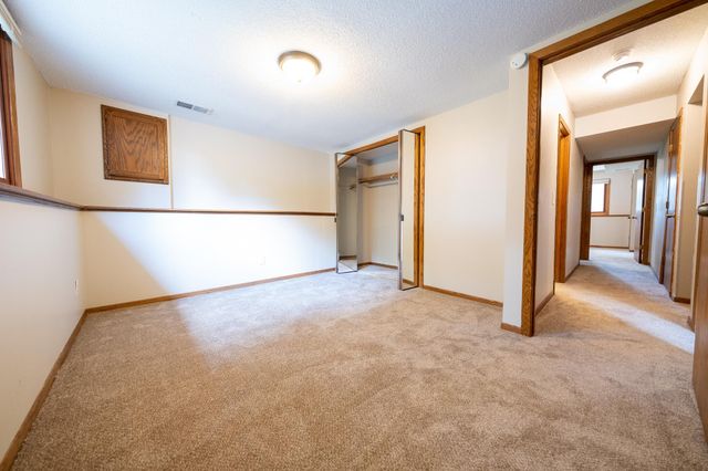 2048 128th Lane NW, Coon Rapids, MN 55448
