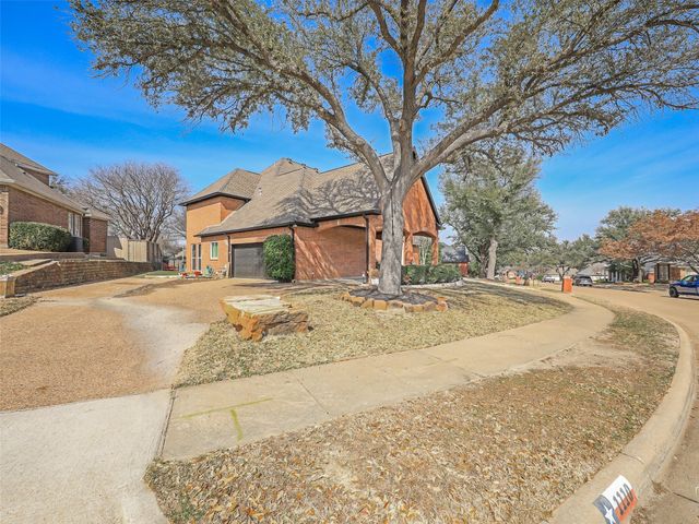1110 Hills Creek Drive, Mckinney, TX 75072