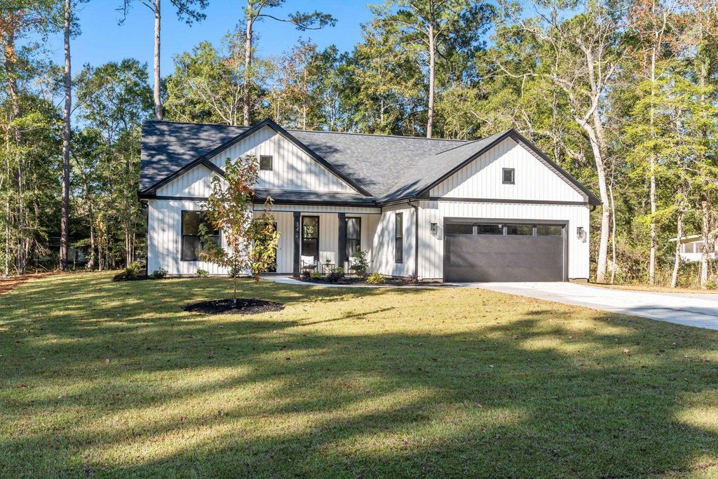 340 Persimmon Rd. SW, Calabash, NC 28467