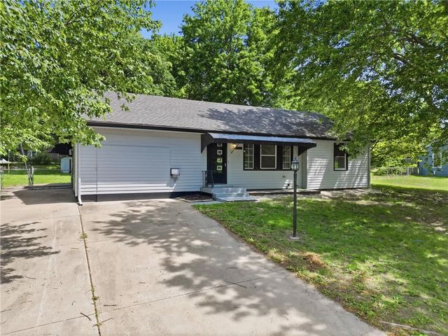 12308 E 42nd Street, Independence, MO 64055