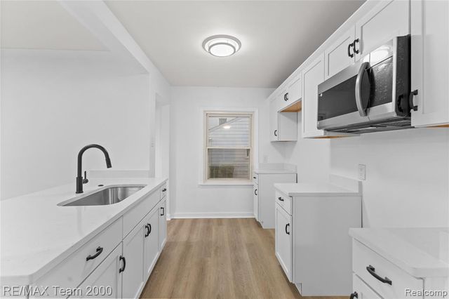 1735 Belton Street, Garden City, MI 48135