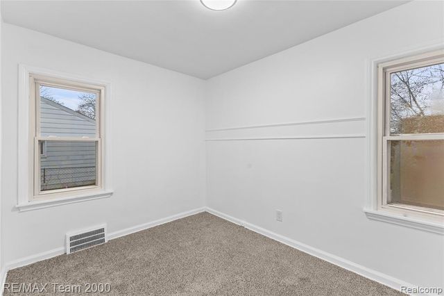 1735 Belton Street, Garden City, MI 48135