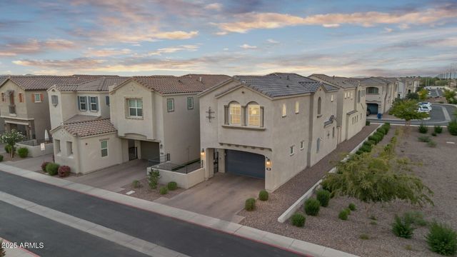 280 E ASTER Drive, Chandler, AZ 85286