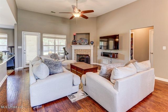 3601 Harvest Tree Drive, Southaven, MS 38672