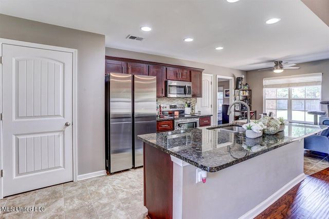3601 Harvest Tree Drive, Southaven, MS 38672
