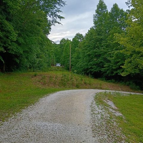 273 S Burke Road, Monticello, KY 42633