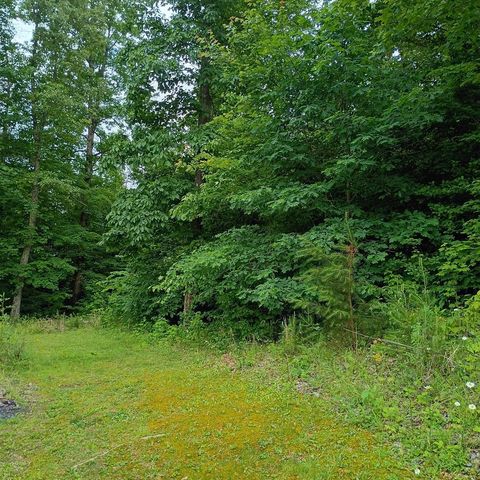 273 S Burke Road, Monticello, KY 42633
