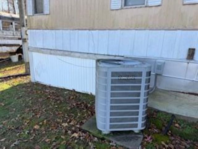 345 S Burke Road, Monticello, KY 42633