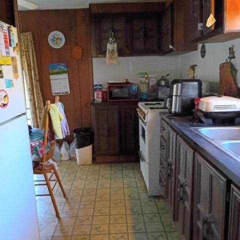 345 S Burke Road, Monticello, KY 42633