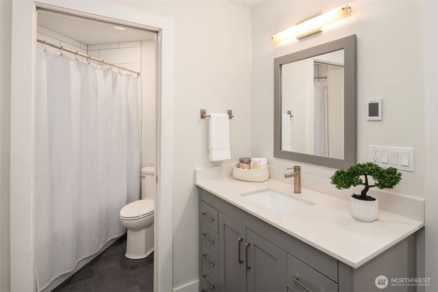 6206 52nd Avenue NE, Seattle, WA 98115