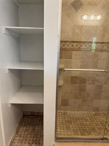 4521 W Mcnab Road 19, Pompano Beach, FL 33069