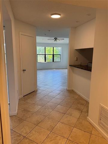 4521 W Mcnab Road 19, Pompano Beach, FL 33069