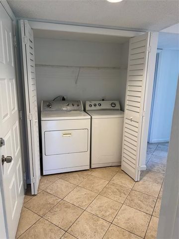 4521 W Mcnab Road 19, Pompano Beach, FL 33069