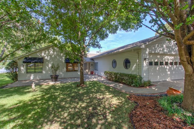 371 County Road 4874, Newark, TX 76071