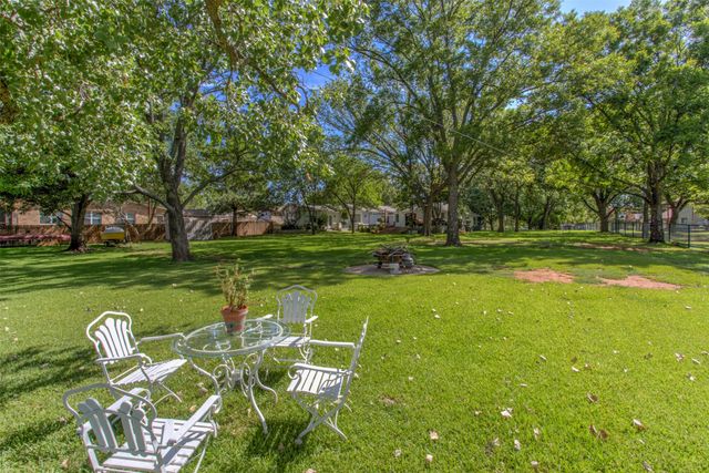 371 County Road 4874, Newark, TX 76071