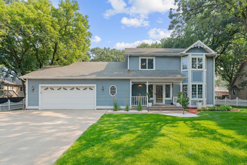 13443 Narcissus Court NW, Andover, MN 55304
