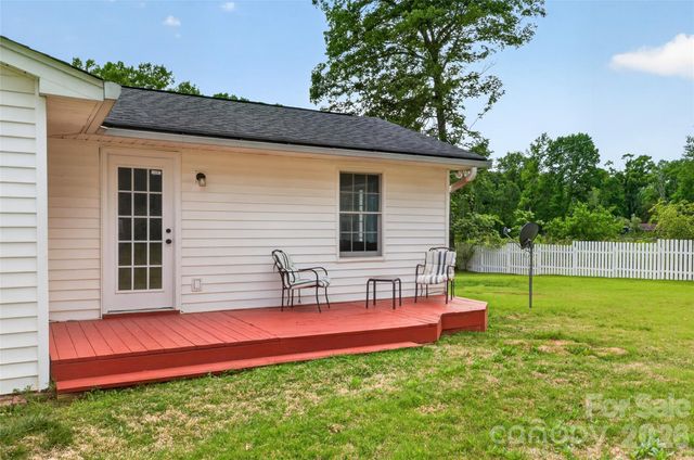 4429 Dawnwood Drive, Gastonia, NC 28056