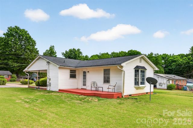 4429 Dawnwood Drive, Gastonia, NC 28056