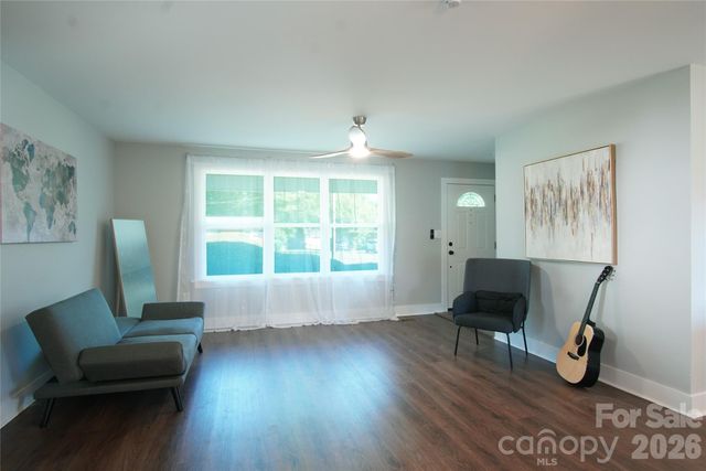 4429 Dawnwood Drive, Gastonia, NC 28056