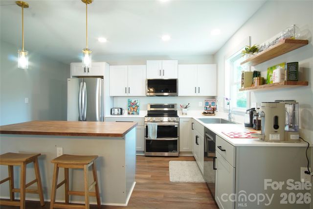 4429 Dawnwood Drive, Gastonia, NC 28056